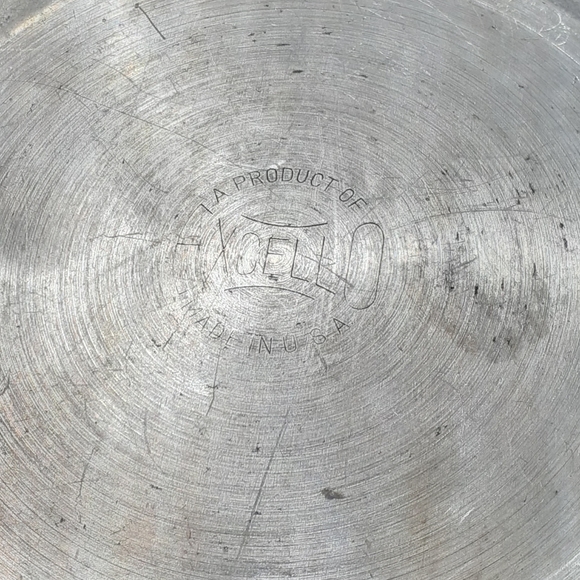 Lot of 1950s baby ephemera and Little Boy Blue warming bowl. - Picture 2 of 16